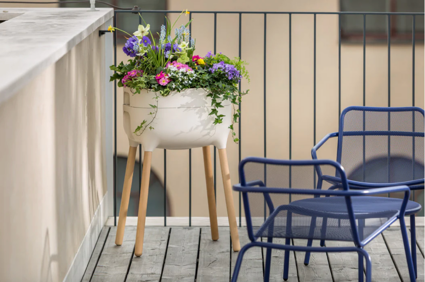 Urbalive Self Watering Raised Planter