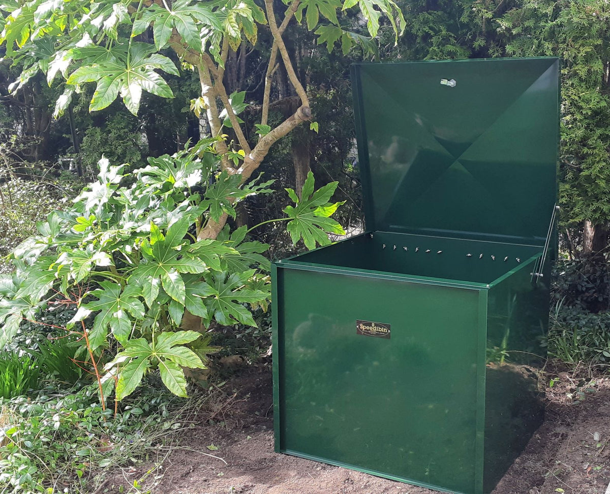 SpeediBin Backyard Composter