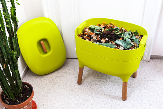 Setting Up and Managing Your Urbalive for Worm Composting Success!
