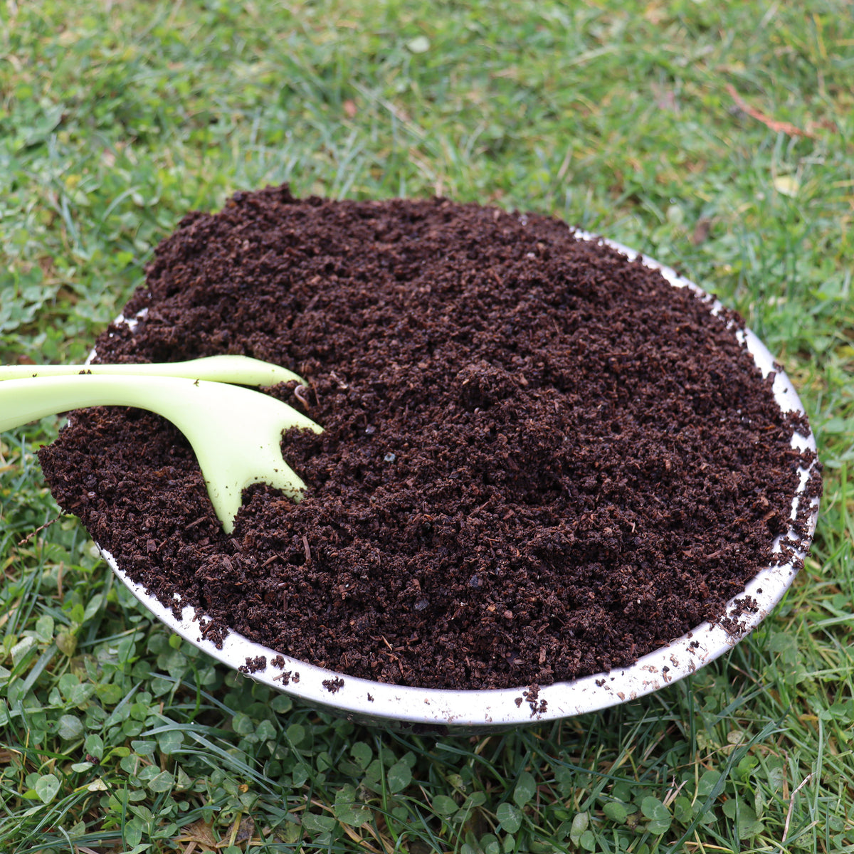 Biologically Complete Worm Castings